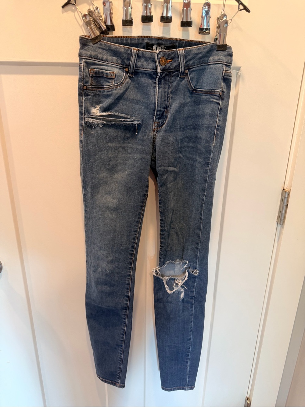 Rewash #BeMore Distressed Skinny Jeans Women Size 25 Medium Wash Y2K